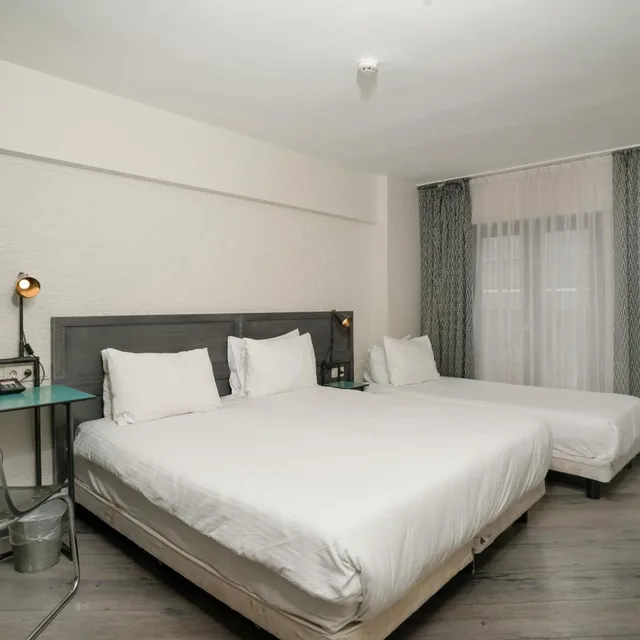 غرفة ديلوكس ثلاثية بسرير فردي، Faros Taksim Hotel 2/10