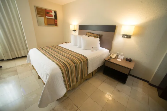غرفة قياسية مفردة، Ramada by Wyndham Hola Culiacan 1/4