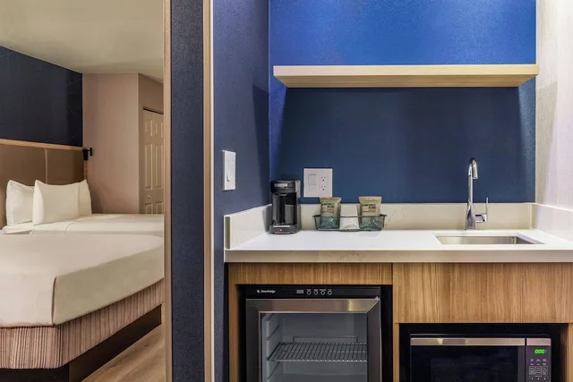 جناح بسرير كينج مع أريكة، Springhill Suites Denver North Westminster 10/10