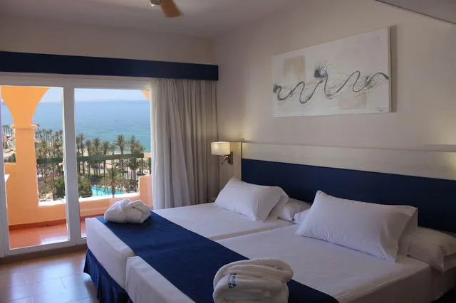 غرفة سوبيريور بسريرين مزدوجين بشرفة، Playadulce Hotel 1/10
