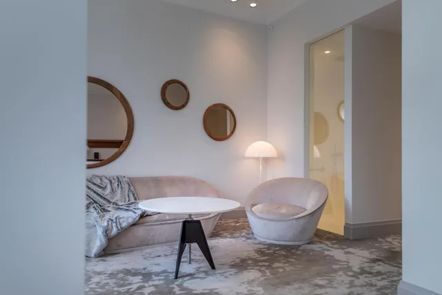 So Chic, Suite, King Bed، Yndo Hotel 7/10