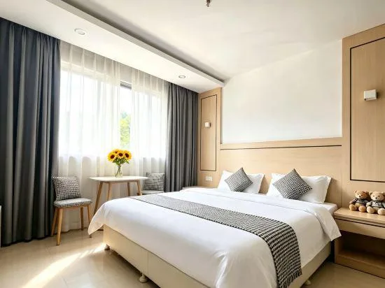 غرفة ديلوكس بسرير مزدوج، Longxiang Hotel 1/1