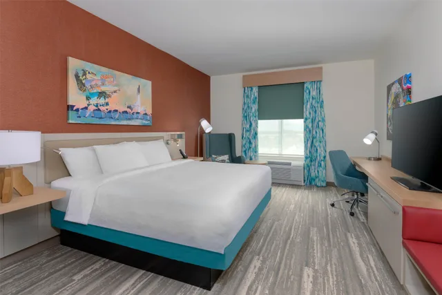 غرفة بسرير كينج بإطلالة، Hilton Garden Inn Cape Canaveral near Cocoa Beach 1/4