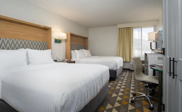غرفة قياسية بسريرين كوين بإطلالة، Holiday Inn Steamboat Springs 4/10