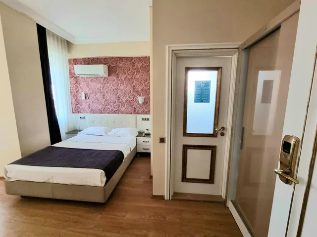 غرفة قياسية بسرير مزدوج أو سريرين منفصلين، Europa Hotel 7/10