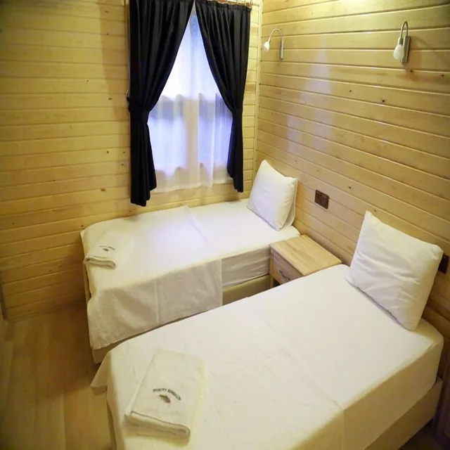 Bungalow, Double and Twin Beds, Maji Village 3/6