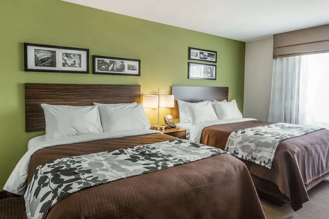غرفة قياسية بسريرين كوين، Sleep Inn & Suites Dayton South 2/4