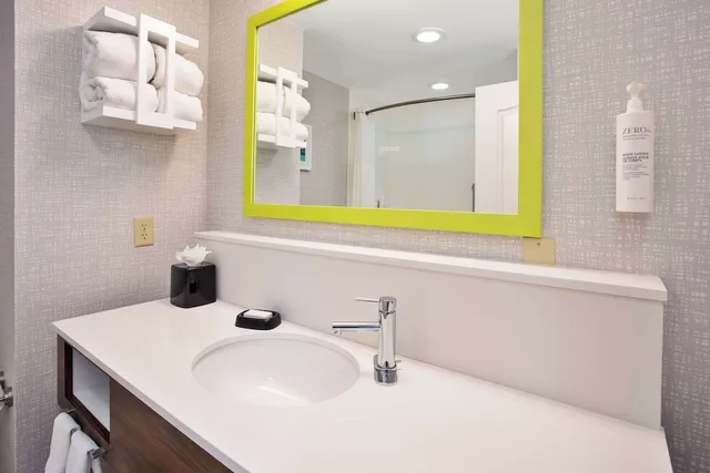 غرفة بسريرين كوين مع أريكة، Hampton Inn & Suites Athens-I-65 (Huntsville Area) 6/8