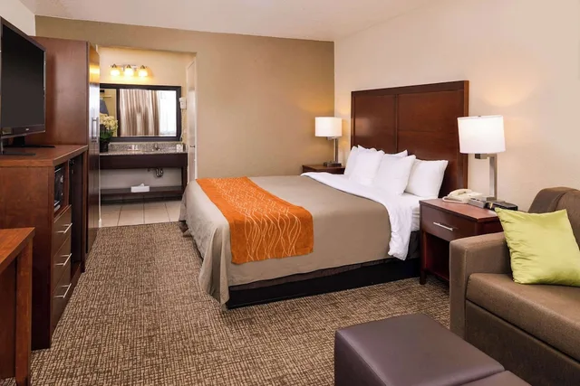 Room, King Bed, Rancho Cordova Inn 1/5