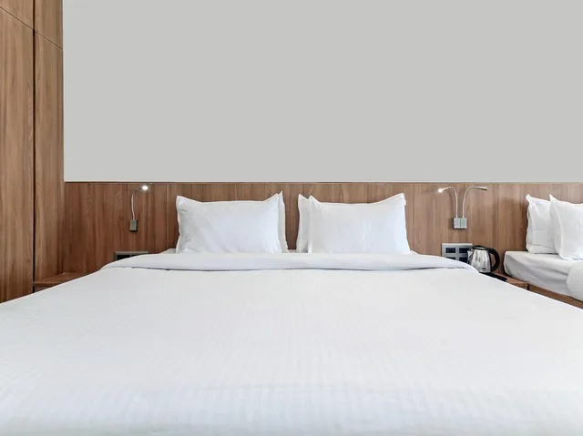 Deluxe, Triple, Hotel Panchavati Yatri 2/2