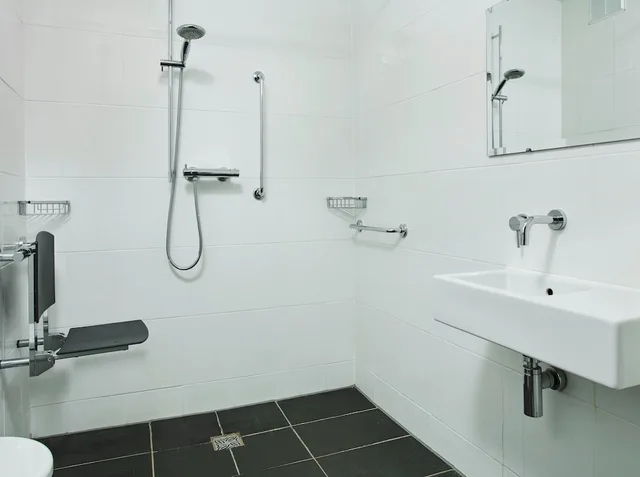 غرفة قياسية بسريرين منفصلين، Leonardo Hotel Cheltenham 4/4
