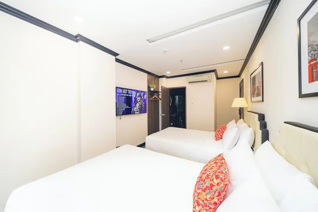 غرفة عائلية رباعية بسريرين مزدوجين بإطلالة على المدينة، The Passion Suite Hotel 5/10