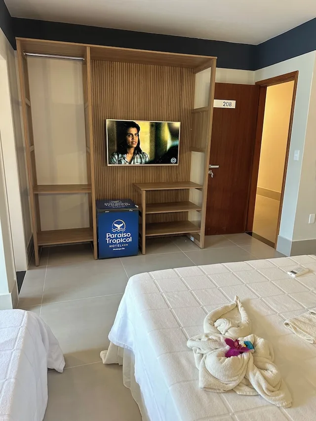 غرفة ديلوكس رباعية بسرير مزدوج وسريرين منفصلين بشرفة، Hotel Paraiso Tropical 1/3