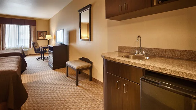 غرفة كبيرة بسريرين كوين، Best Western Lamesa Inn and Suites 3/3
