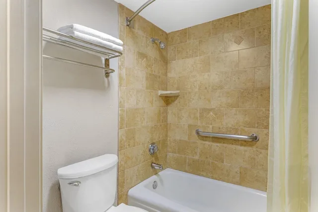 غرفة قياسية بسرير كينج للمدخنين، Best Western Inn of Palatka 8/8