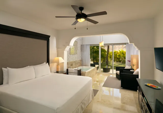 The Level, Palm, Tropical, Junior Suite، Melia Caribe Beach Resort - All Inclusive 2/7