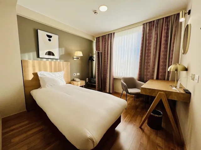 غرفة قياسية مفردة، Bedford Hotel & Congress Centre 2/6