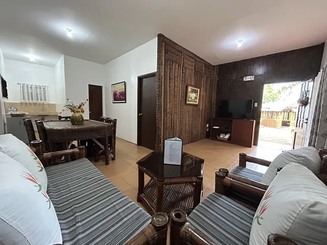 بنغل عائلي بأربعة أسرّة وسريرين كوين بغرفتي نوم، Loreland Farm Resort 4/5