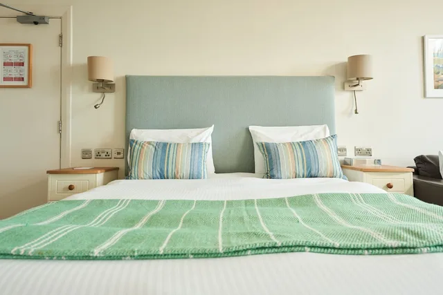 غرفة عائلية بسرير كينج وسرير فردي بإطلالة على البحر، Great Western Hotel 4/9