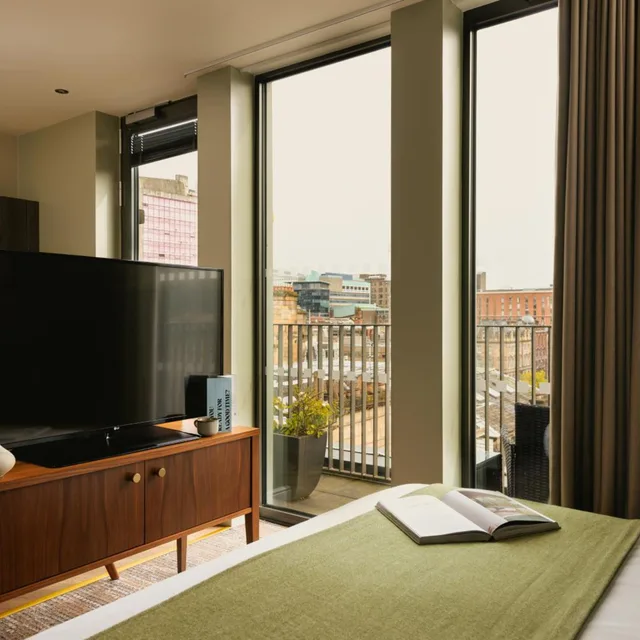 Penthouse, Studio، Native Glasgow 2/8