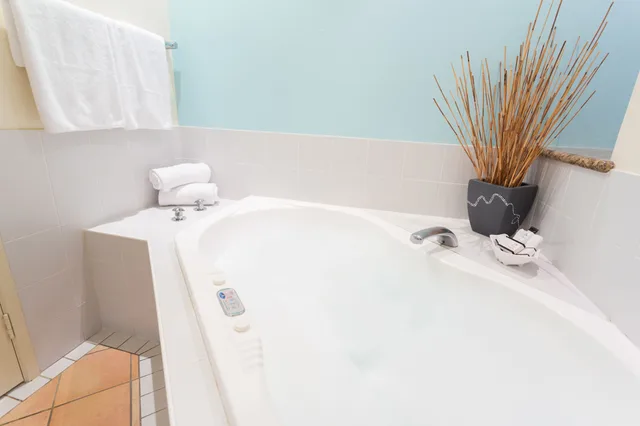 Spa, King Bed، Ballina Beach Resort 4/4