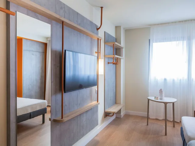 غرفة قياسية ثلاثية بثلاثة أسرّة، IBIS BUDGET HUERTA DE MURCIA 8/8