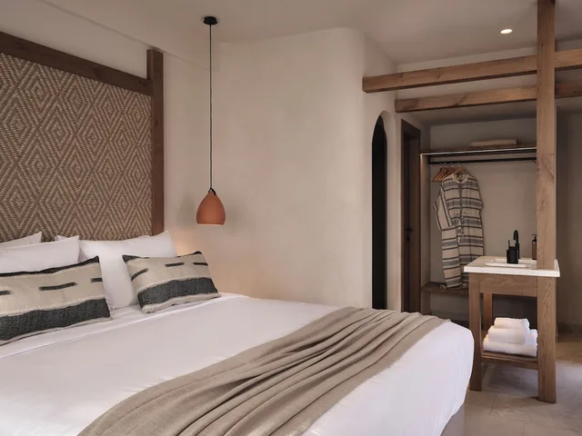Comfort, Queen Bed, Outdoor Jetted Tub، Stella Blue Seaside Resort 1/2