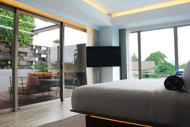 Aloft, Loft, King Bed, Aloft Bali Seminyak 5/8