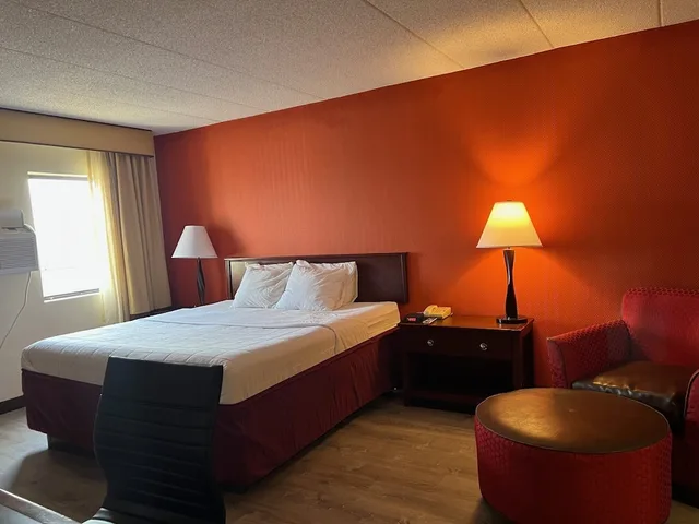 غرفة قياسية بسريرين كوين، Clarion Hotel & Conference Center Lansing West 7/8