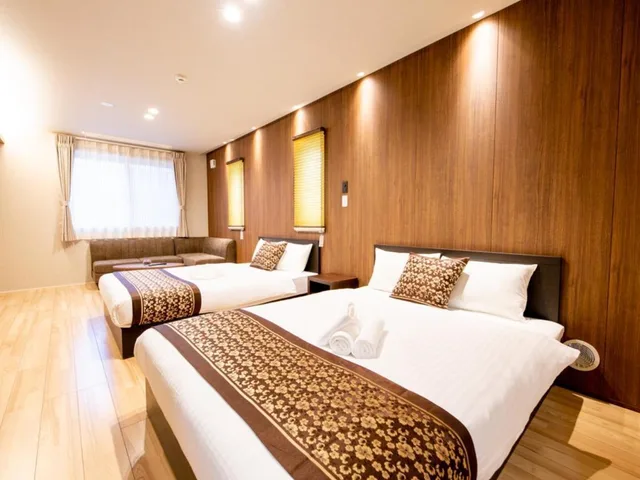 Comfort, 2 Double Beds, GRAND BASE Hiroshima Hikarimachi 1/2
