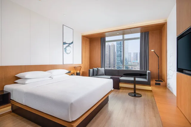 غرفة قياسية بسرير كينج بإطلالة على المدينة، Fairfield By Marriott Foshan Nanhai 1/3