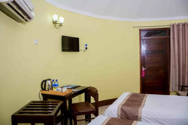 غرفة تقليدية بسرير كينج وسرير فردي، Keys Hotel 9/10