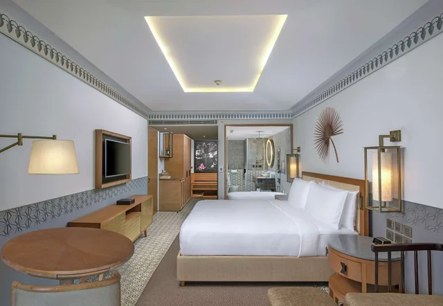 جناح بريميوم بسرير كينج بإطلالة على النهر، Doubletree By Hilton Goa Panaji 1/5