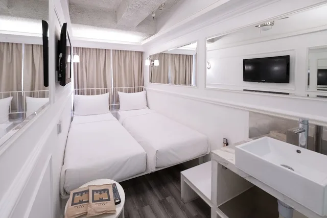 Mini, Twin Beds، Mini Causeway Bay Hotel 2/4