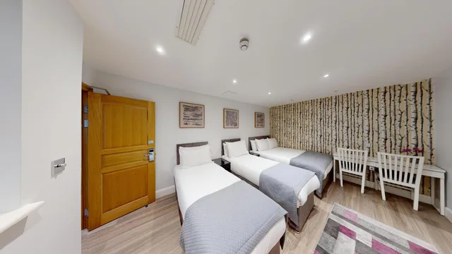 غرفة جونيور سوبيريور بسريرين منفصلين بشرفة، Msk Hotel 82 London 2/7