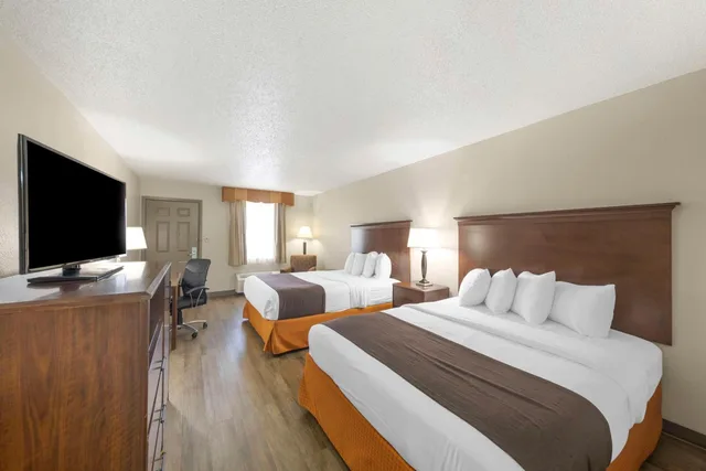 غرفة بسريرين كوين لذوي الإعاقة، Best Western Athens Inn 3/7