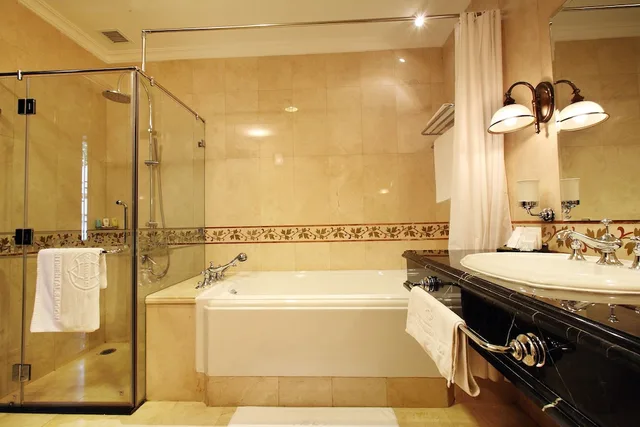 Heritage, Twin Beds، Continental Saigon 7/7