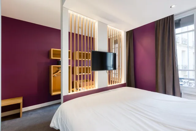 Small Double Room, Hotel Du Jeu De Paume 1/2