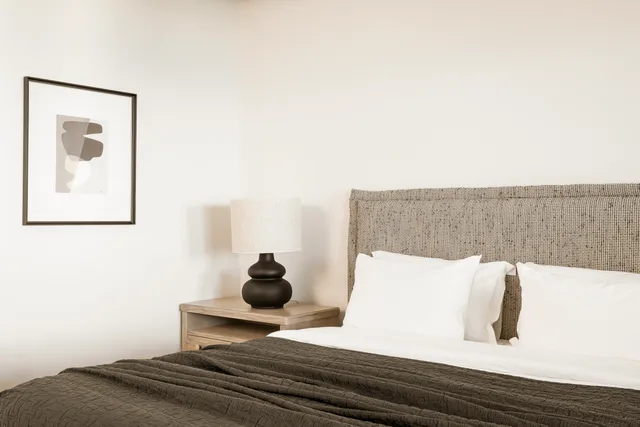 Honeymoon, Suite, Sea View, Hot Tub, NERO Light-Filled Suites 2/4