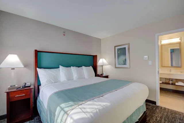 جناح بسرير كينج، Best Western Hampshire Inn And Suites Seabrook 1/3