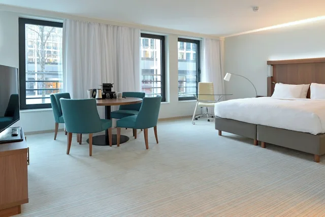 غرفة سوبيريور بسرير كينج، Courtyard By Marriott Brussels Eu 3/5