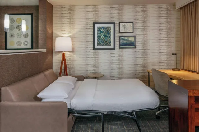 جناح بسرير كينج بغرفة نوم واحدة، Residence Inn Bath Brunswick Area 2/7