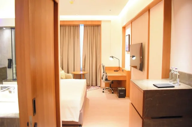 غرفة سوبيريور بسرير كينج، Vivanta Gurugram Sector 95A 9/9