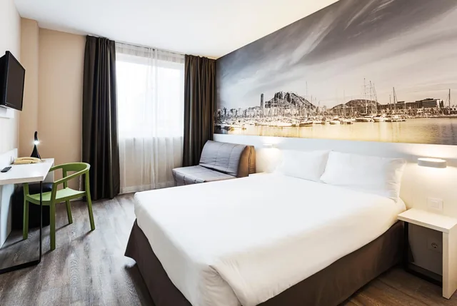 غرفة سوبيريور بسرير مزدوج، B&B HOTEL Alicante 3/9