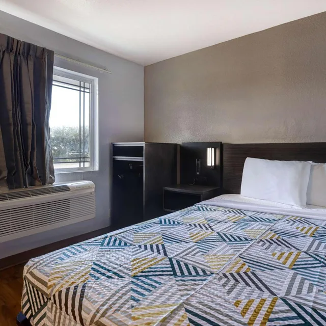 غرفة بسرير كوين لذوي الإعاقة، Motel6 Buttonwillow, CA - Central 7/10