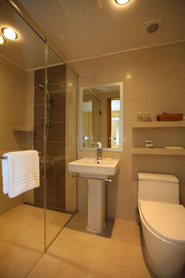 غرفة عائلية بسرير مزدوج وسرير فردي، Interciti Hotel 6/6