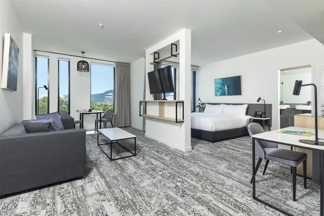 Oaks Cairns Hotel، كيرنز، كوينزلاند 64/93