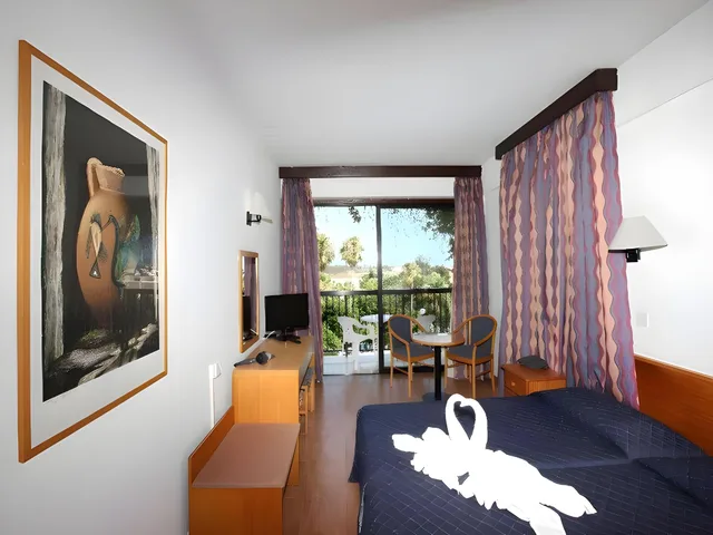 غرفة بسريرين منفصلين، Veronica Hotel 2/2