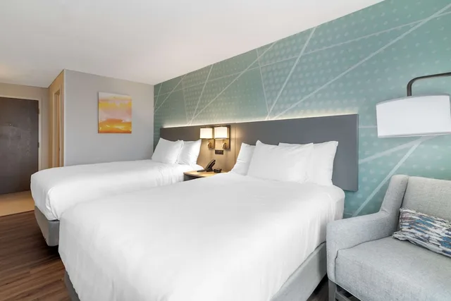 غرفة قياسية بسريرين مزدوجين، Comfort Inn South Portland Airport 5/7