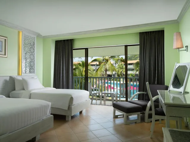 Superior, Double or Twin Bed, CUBIC PRATUNAM 4/10
